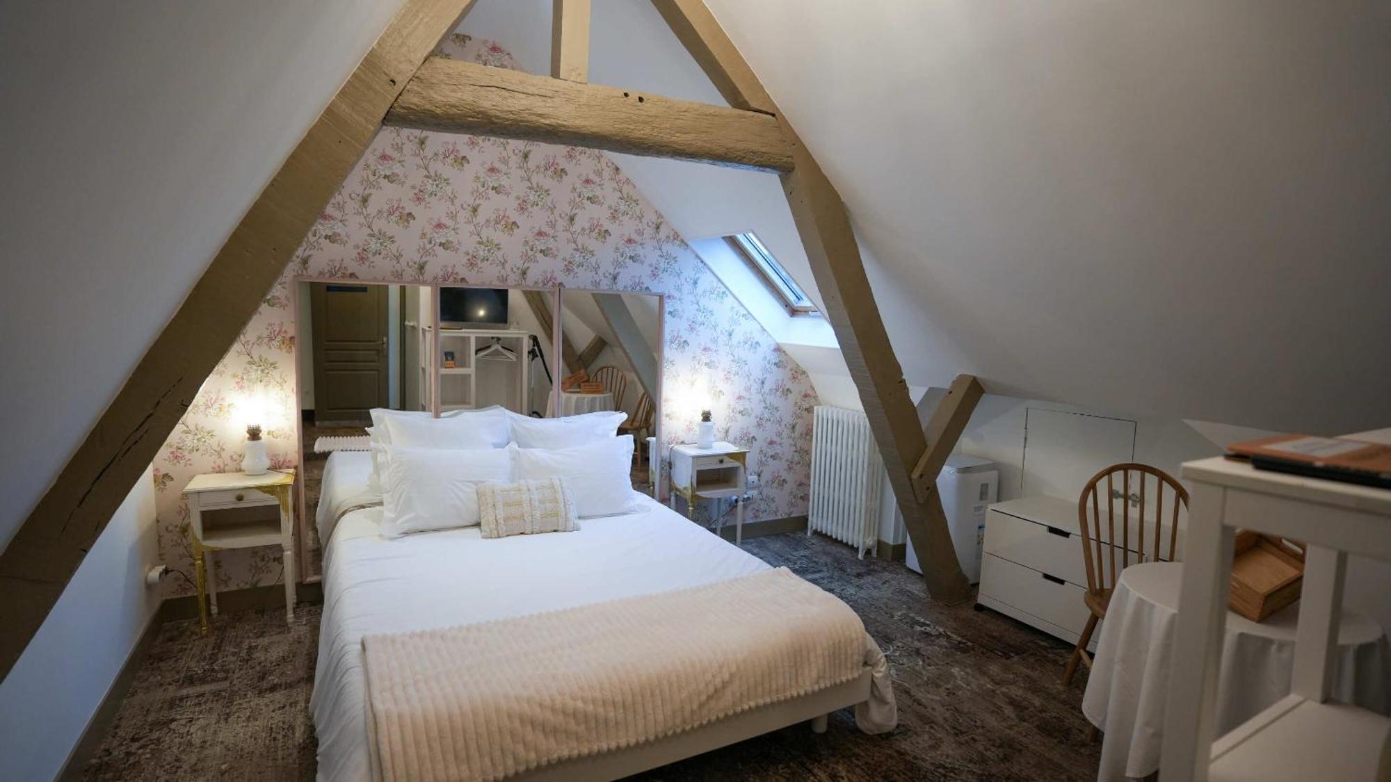 Clos Saint Martin 2*